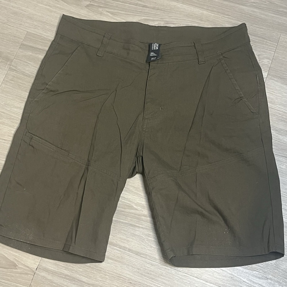 Mountain Hardwear Hiking Shorts Men 30 Green Lightweight Outdoor Trail 9" Inseam